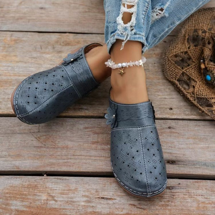 Damen bequeme Clogs mit atmungsaktivem Lochmuster und dekorativer Blumendetails EB