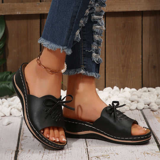 Damen Riemchen-Sandalen mit geflochtenem Design und komfortablem Fußbett EB