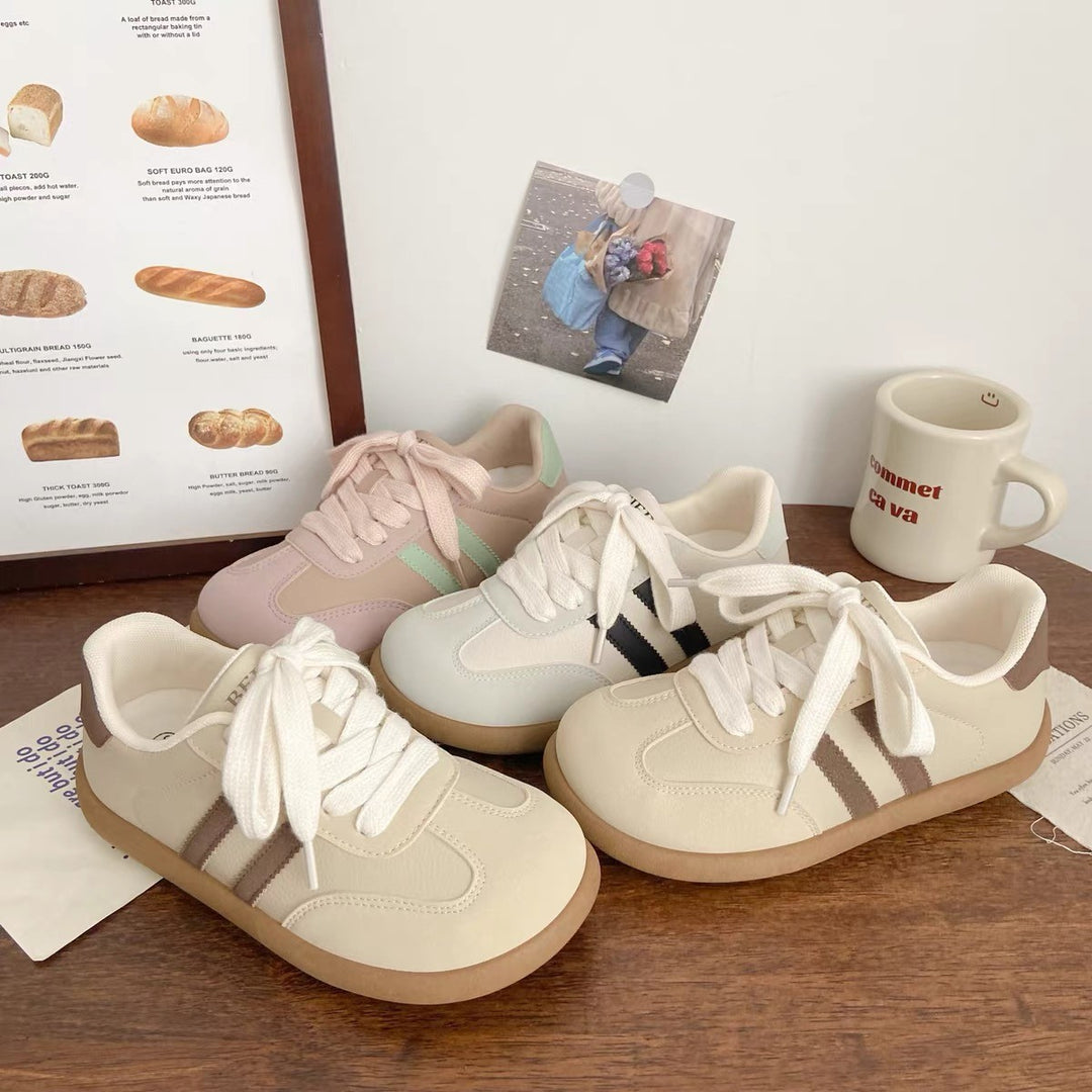 Damen Sportliche Sneaker mit gepolsterter Innensohle und rutschfester Sohle EB