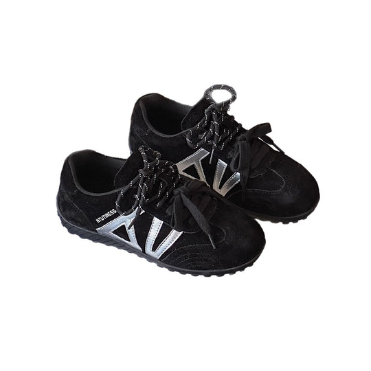 Damen Sportliche Sneakers mit atmungsaktiver Obermaterialkombination und rutschfester Laufsohle EB