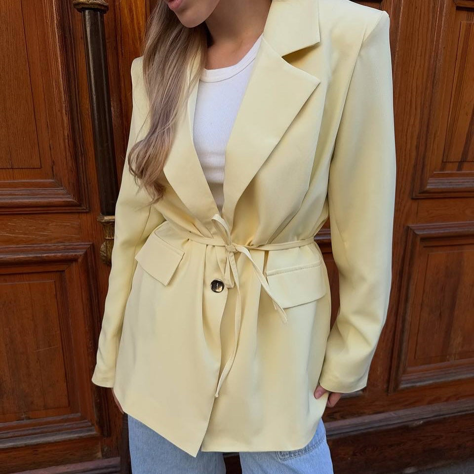 Damen modischer Blazer mit Gürtel EB