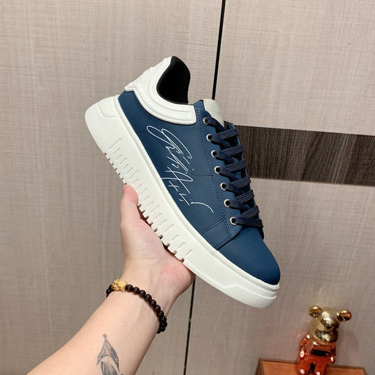Damen Trendige Freizeitsneakers mit futuristischem Design und gepolsterter Sohle EB