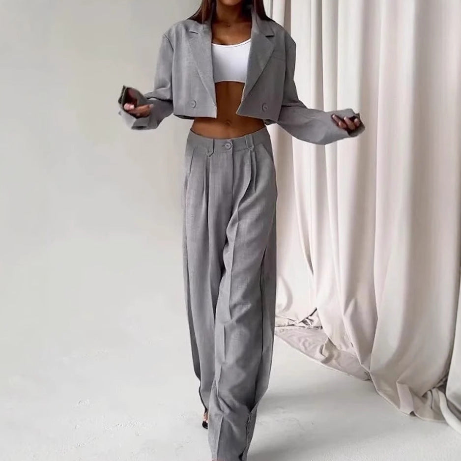 Damen modischer Zweiteiler-Anzug mit cropped Blazer und weitem Bund EB
