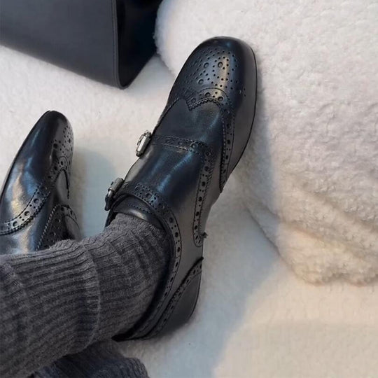 Damen Elegante Schnürschuhe mit doppeltem Schnallenverschluss und perforiertem Design EB