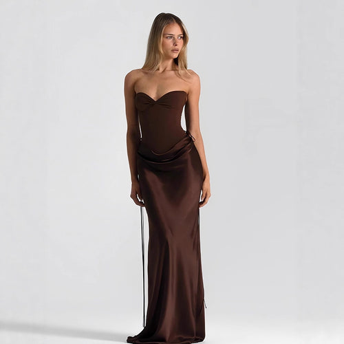 Damen Maxikleid mit elegantem Schnitt und raffinierten Drapierungen EB