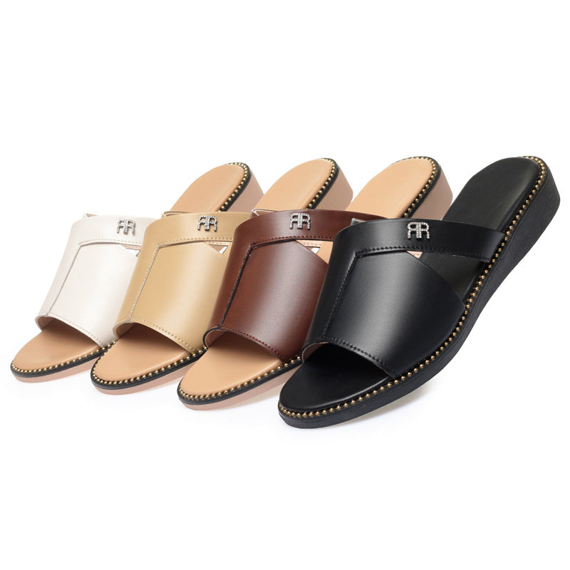 Damen elegante Sandalen mit modischem Verschlussdetail und rutschfester Sohle EB