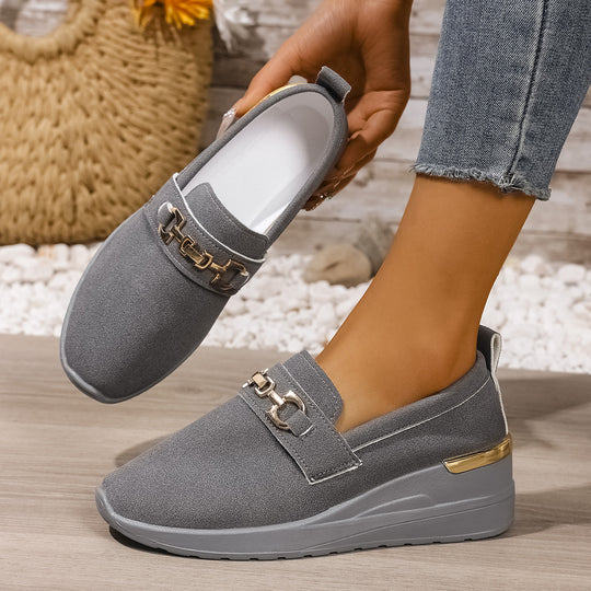 Damen Elegante Wedge-Sneaker mit modischem Ketten-Detail EB
