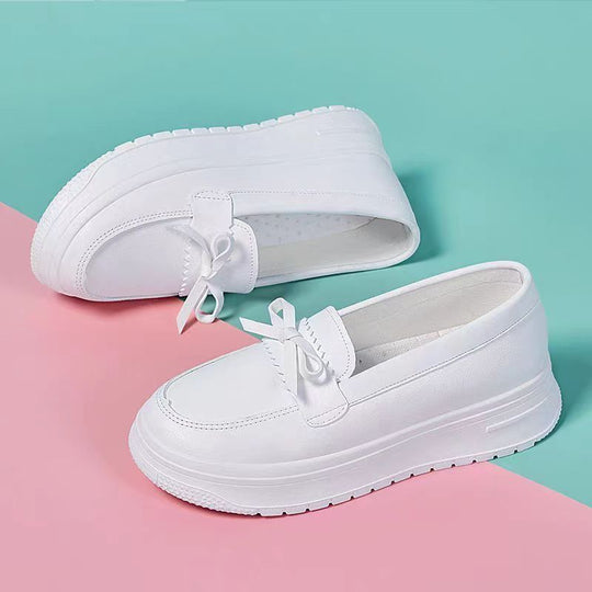 Damen komfortable Slip-On-Sneaker mit eleganter Schleifenapplikation EB