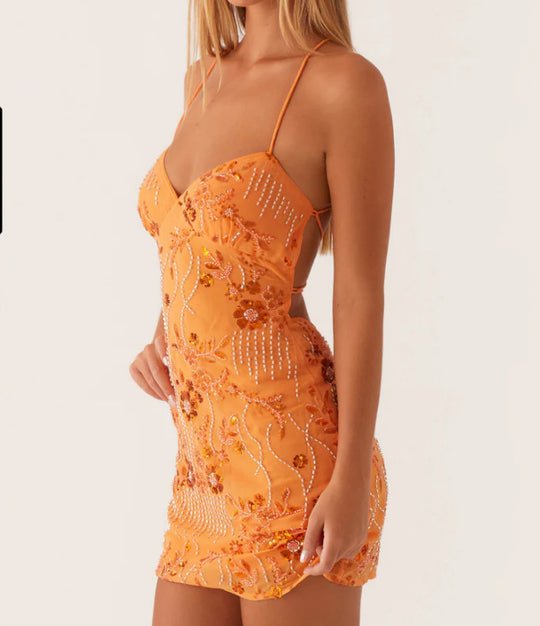 Damen Glamouröses Minikleid mit funkelnden Pailletten und verführerischen Details EB
