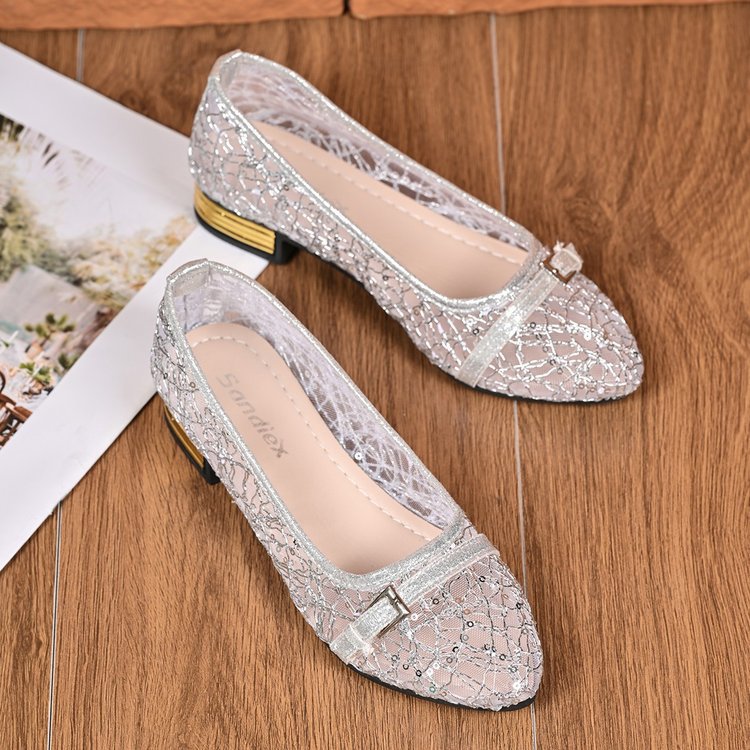 Damen Ballerina mit funkelnder Spitze und modischem Akzent EB