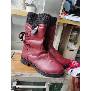 Damen modische Stiefeletten mit stylischen Details und praktischem Reißverschluss EB