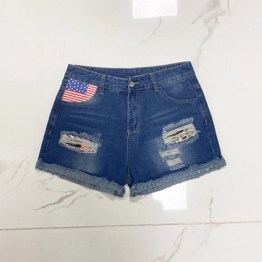 Damen Jeans-Shorts mit einzigartigem Flaggen-Design und modernen Destroyed-Details EB