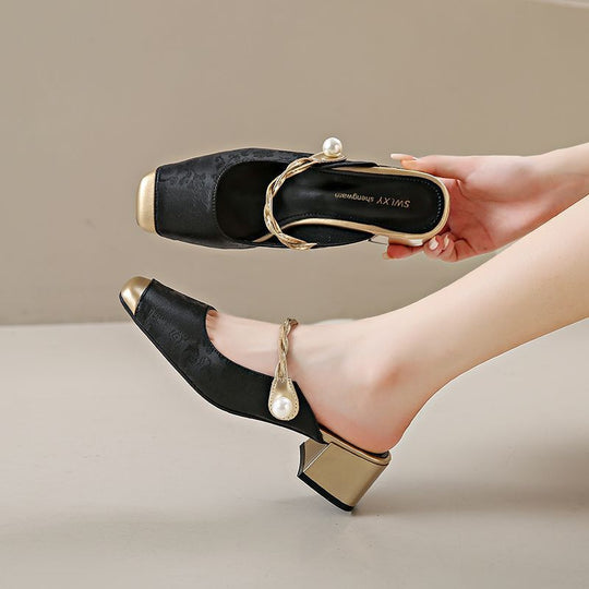 Damen Elegante Slingback-Pumps mit geschwungenem Design und luxuriösen Akzenten EB