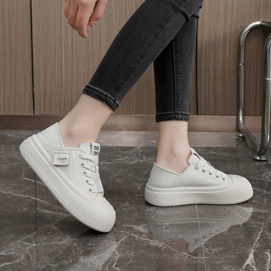 Damen sportliche Sneaker mit moderner Plateau-Sohle EB