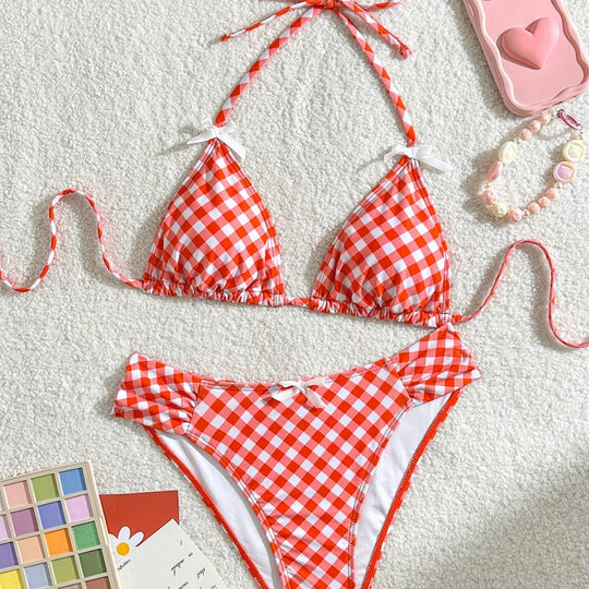 Damen Triangel-Bikini mit verstellbaren Schnürdetails und charmanten rüschigen Akzenten EB
