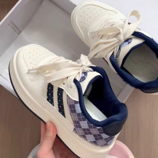 Damen Sneakers mit Karo-Muster und gepolsterter Sohle EB