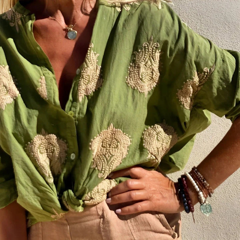 Damen Bluse mit kunstvollen Stickereien und weiten Ärmeln Heidi-Mode