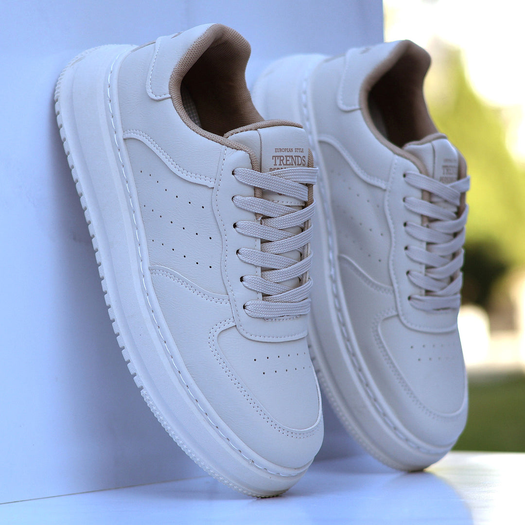 Damen Modische Sneakers mit atmungsaktiver Oberflächenstruktur und gepolsterter Innensohle EB