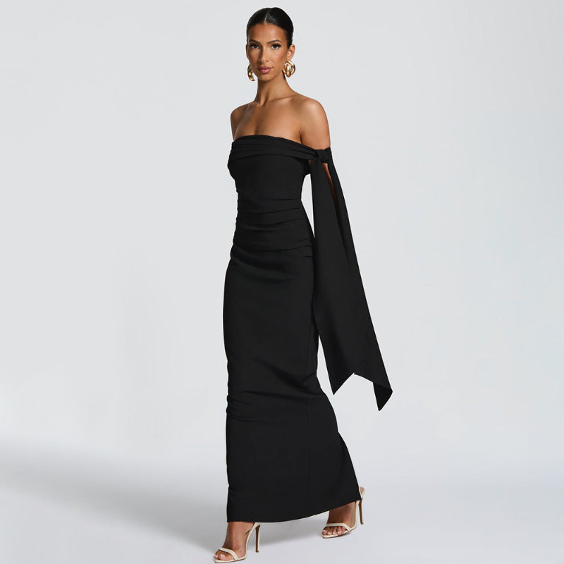 Damen Elegantes Abendkleid mit Off-Shoulder-Design und Fließendem Cape EB