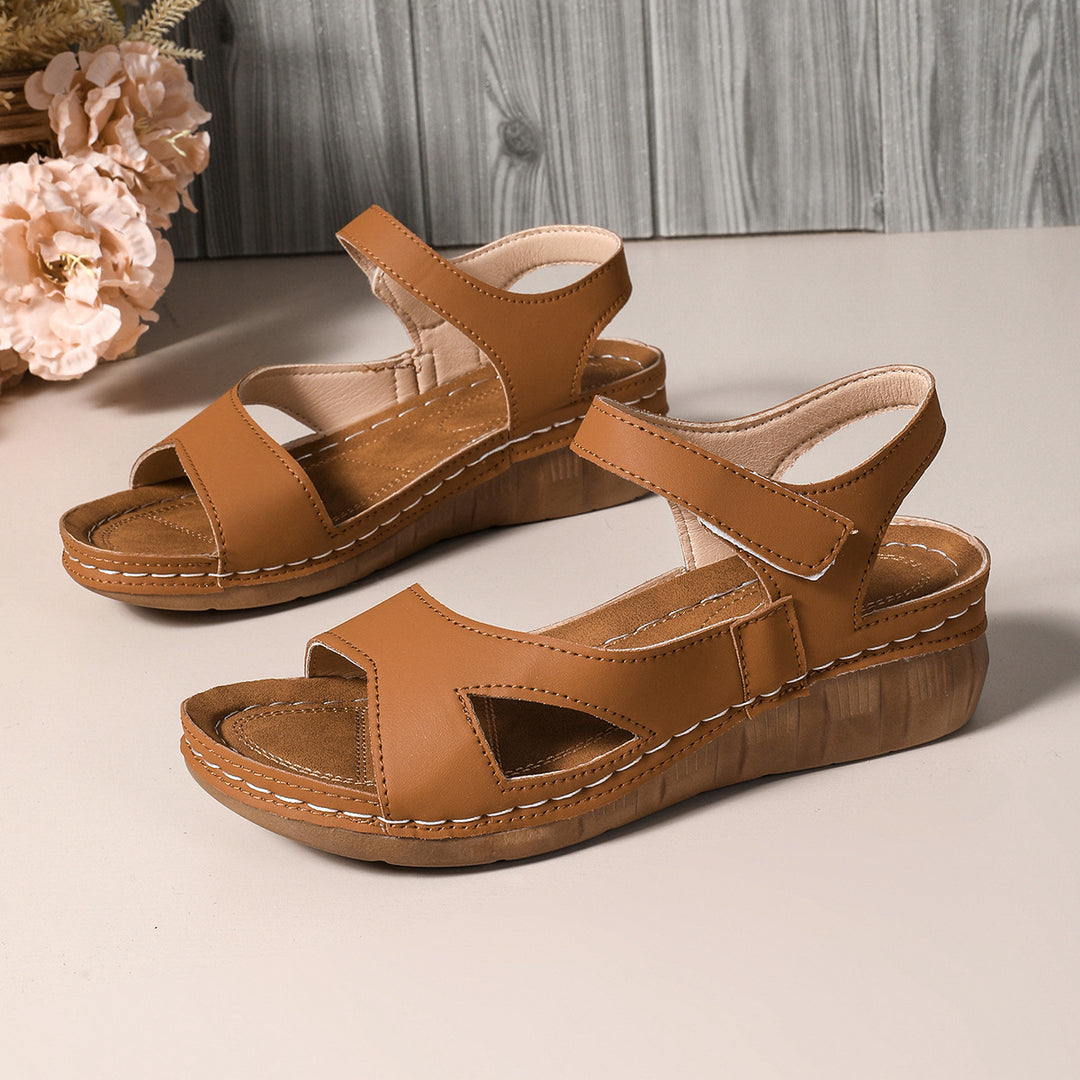 Damen Bequeme Wedge-Sandalen mit breitem Riemen und floralem Design EB