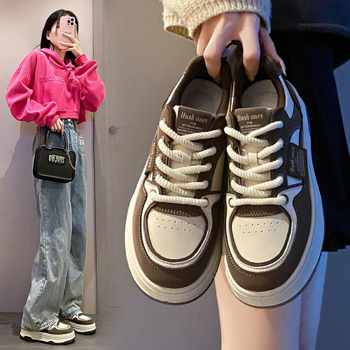 Damen Komfortable Freizeitsneaker mit verstärktem Obermaterial und stoßdämpfender Sohle EB
