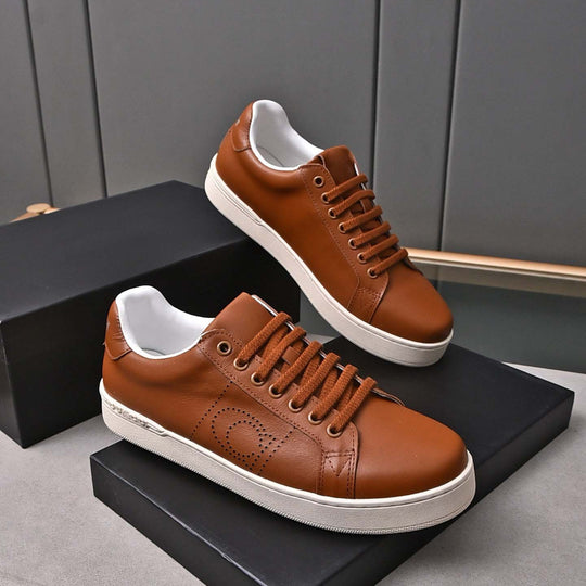 Damen Leder Sneakers mit atmungsaktivem Innenfutter und rutschfester Sohle EB