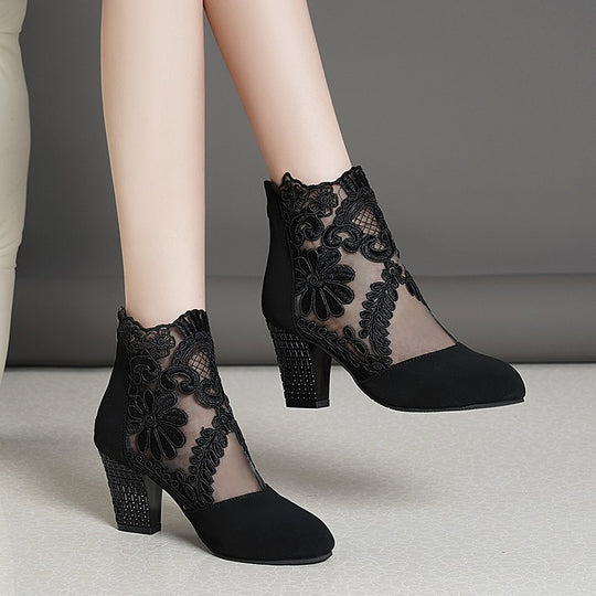 Damen Elegante und extravagant gearbeitete Ankle Boots EB