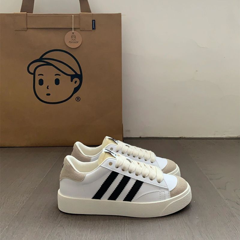 Damen Sneakers im sportlichen Retro-Look mit gepolsterter Sohle EB