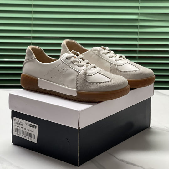 Damen Sportliche Sneaker mit eleganten Suede-Elementen EB