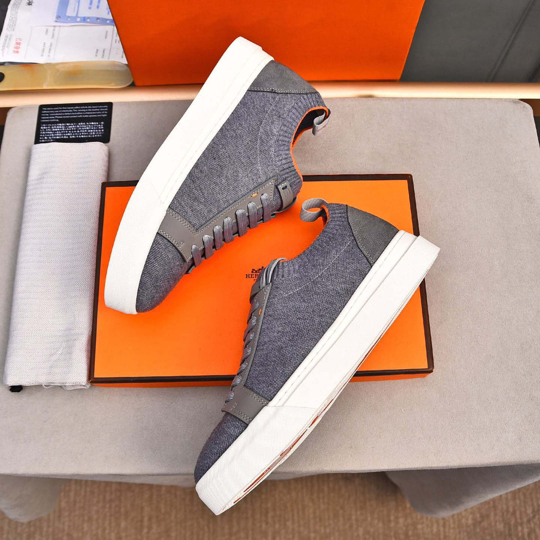 Damen sportliche Sneaker mit elastischem Strick-Obermaterial und rutschfester Sohle EB