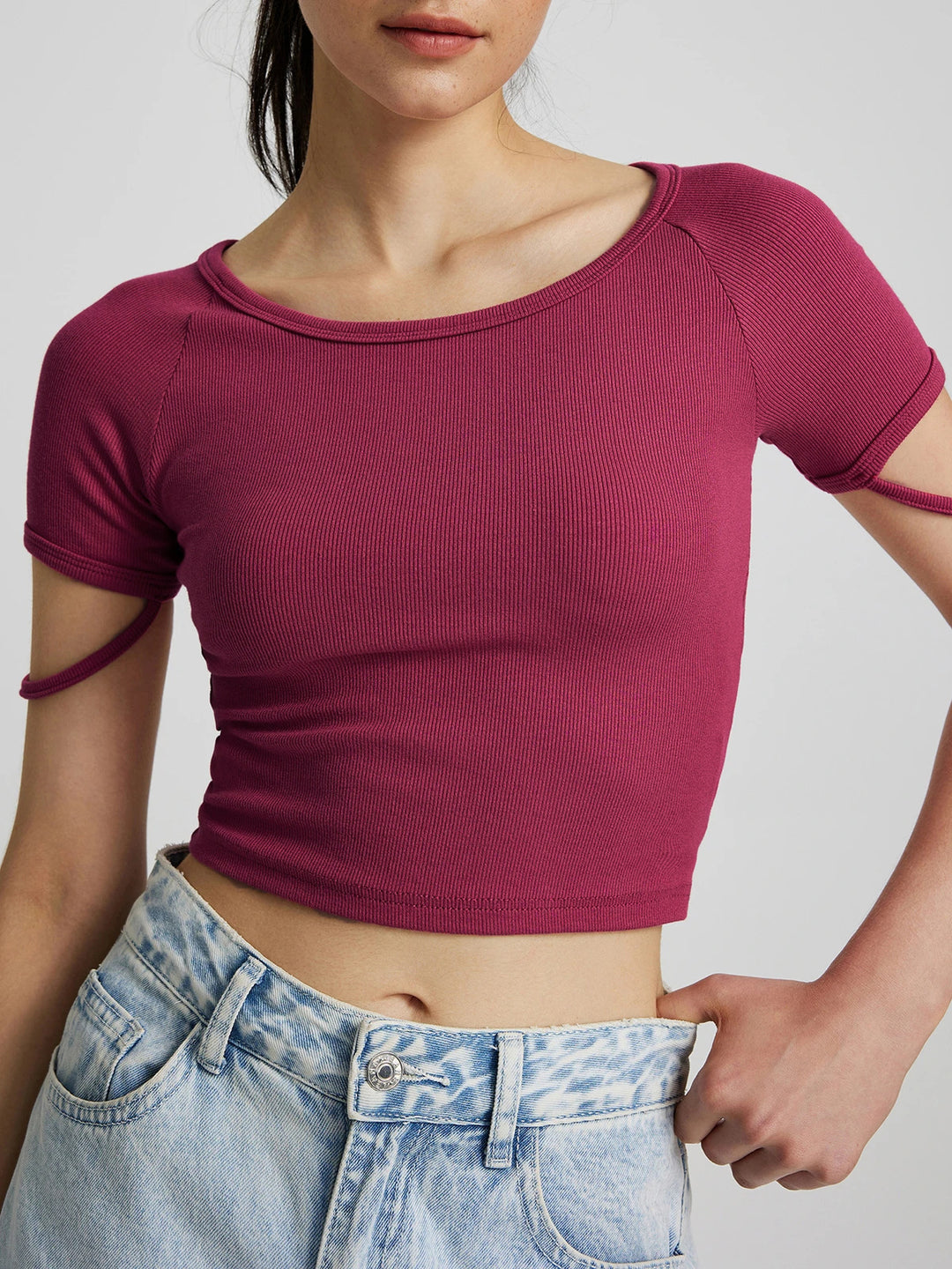 Damen kurzärmliges enganliegendes Crop-Top mit Rundhalsausschnitt EB