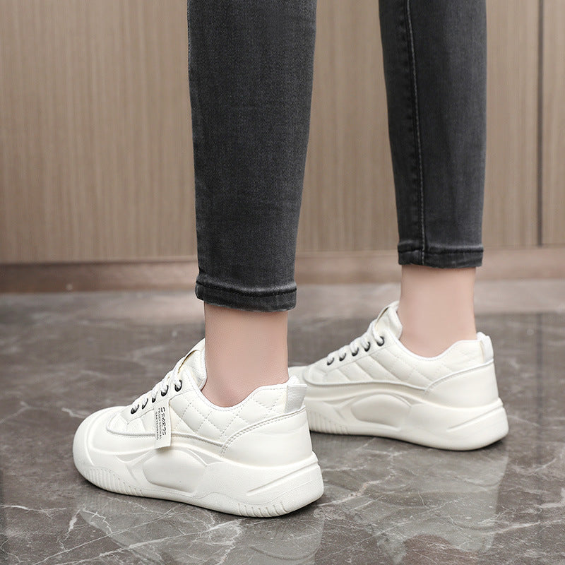 Damen Sportliche Sneakers mit gepolstertem Innenfutter und rutschfester Sohle EB