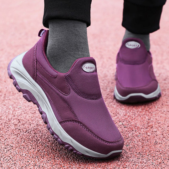 Damen Sportliche Slip-On Sneakers mit dämpfender Laufsohle EB