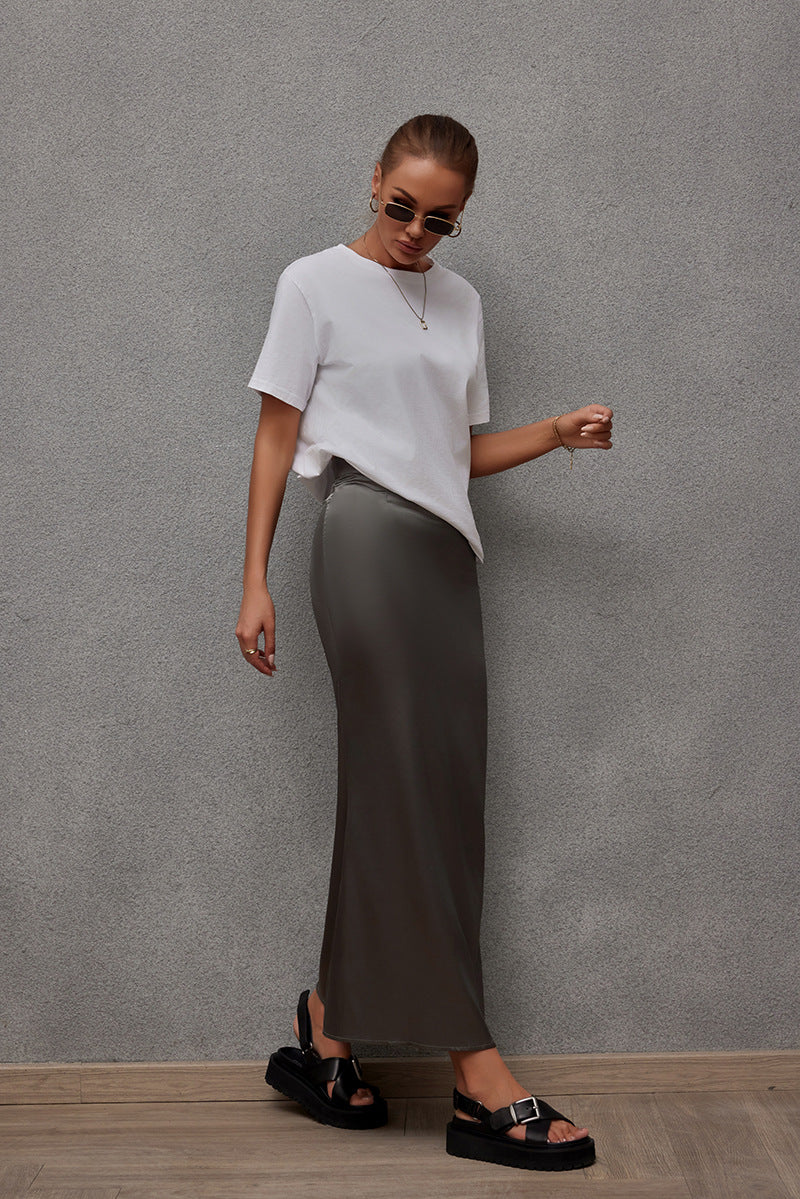 Damen Eleganter Maxirock aus glänzendem Satin mit hohem Schlitz EB