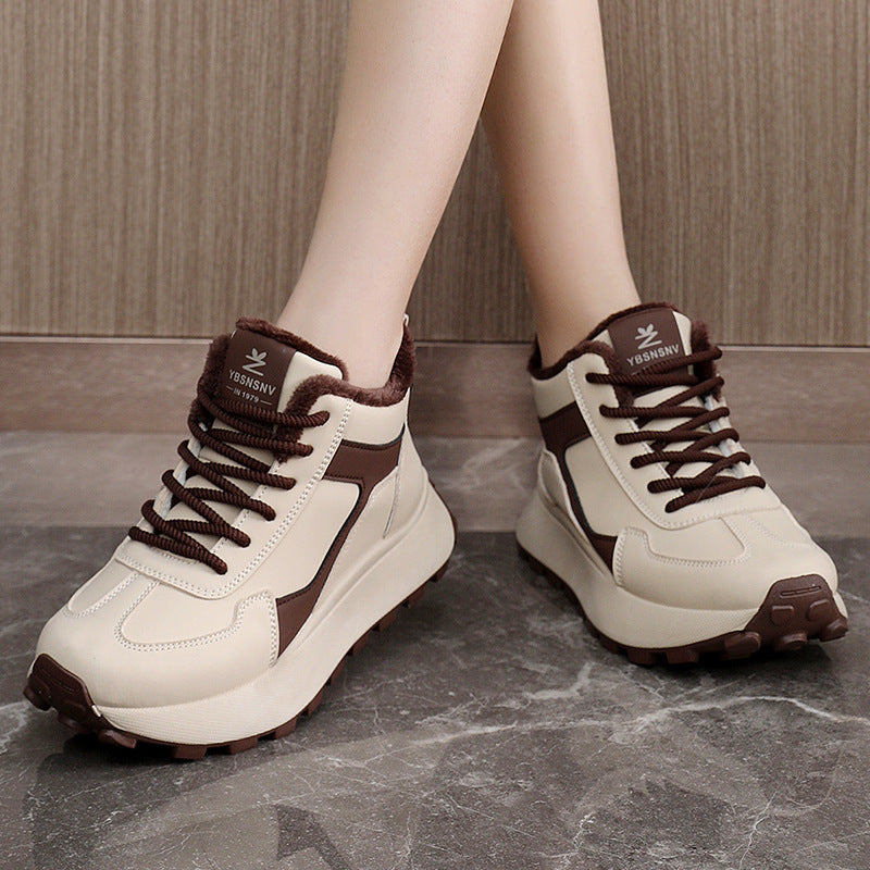 Damen High-Top Sneakers mit kuscheligem Innenfutter und robustem Profil EB