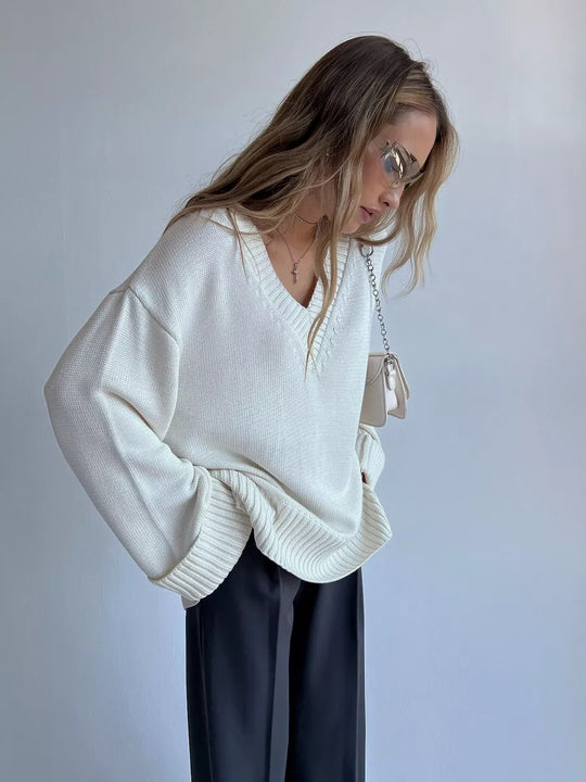 Damen nan oversized Feinstrickpullover mit tiefem V-Ausschnitt, gerippten Bündchen und lockerer Silhouette EB