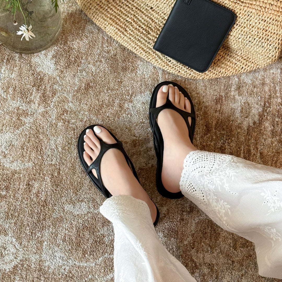 Damen Komfortable Zehentrenner-Sandalen mit elegantem Riemendesign und rutschfester Sohle EB