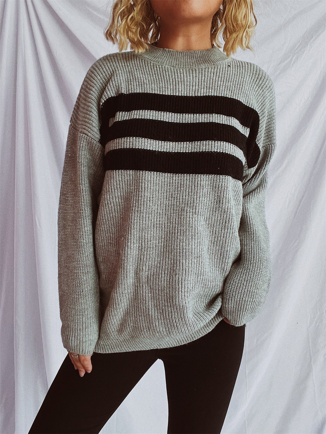 Damen lässiger Strickpullover mit modischen Streifen EB