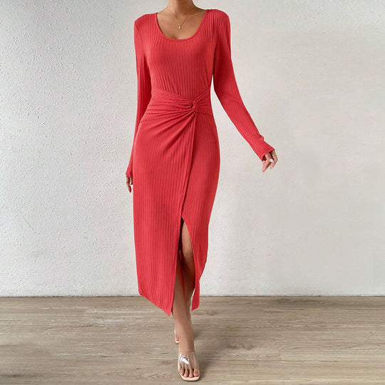 Damen gerafftes Maxikleid mit Knotendetail, figurbetonter Rippenstruktur und hohem Seitenschlitz Eichborn Berlin