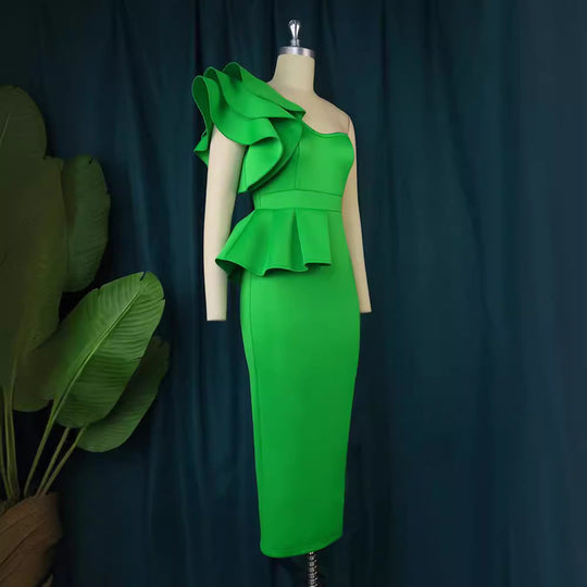 Damen Figurbetontes Kleid mit asymmetrischem Volant EB