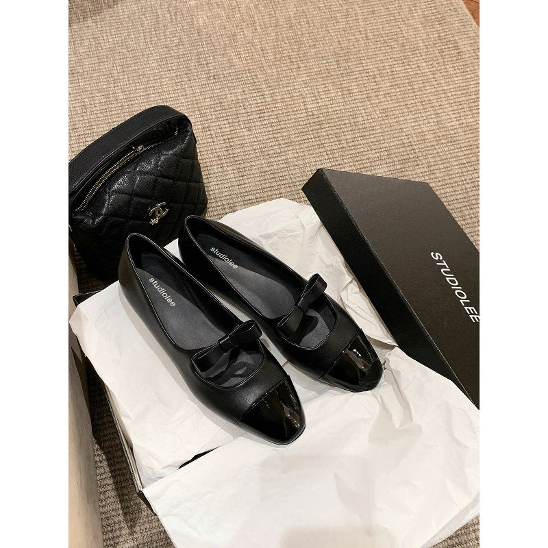 Damen Ballerinas mit dekorativem Schleifenakzent und glänzender Spitze EB