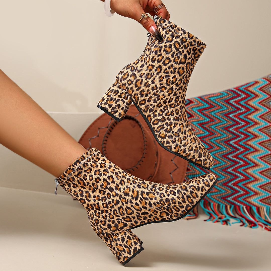 Damen Modische Stiefeletten mit schickem Blockabsatz und praktischem Reißverschluss EB