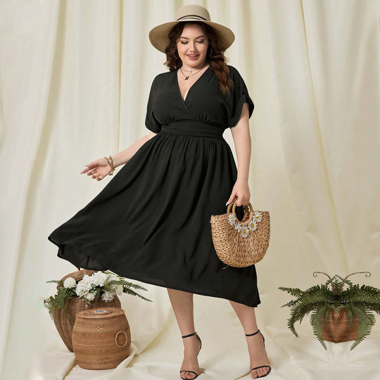 Damen Maxikleid mit elegantem Wickeldesign und fließendem Saum EB