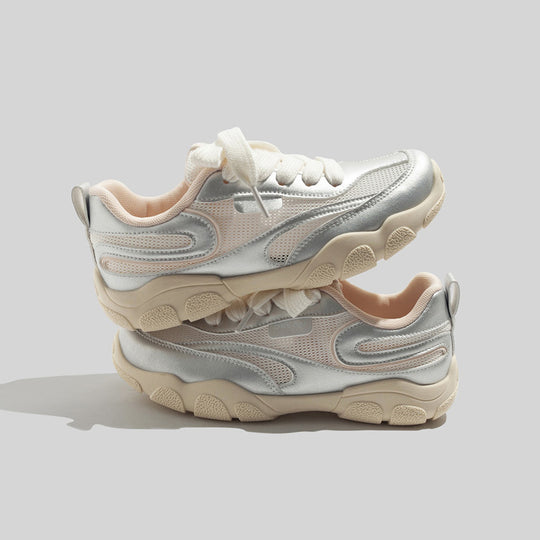 Damen Sportliche Sneakers mit atmungsaktiver Mesh-Konstruktion und dämpfender Sohle EB