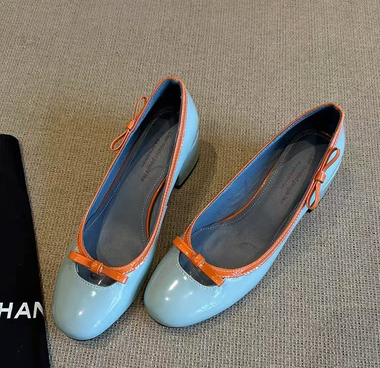 Damen Elegante Ballerina-Pumps mit verspieltem Schleifendetail und komfortablem Blockabsatz EB