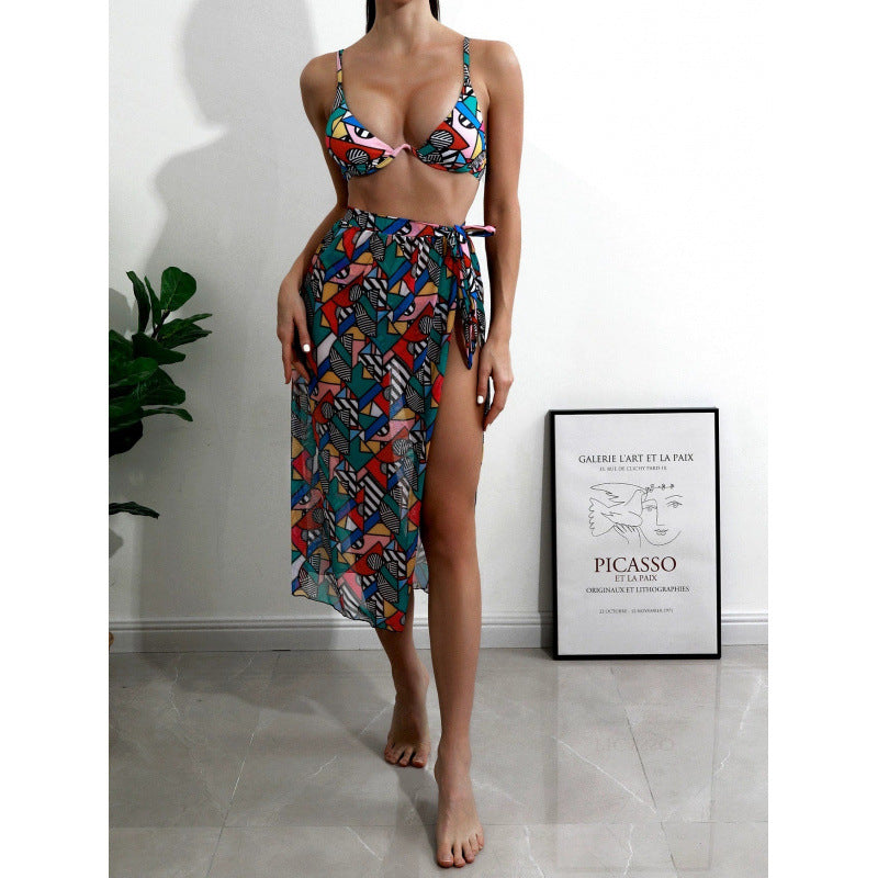 Damen Bikini-Set mit modischem Wickelrock und buntem Grafikdruck EB