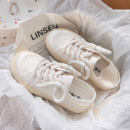 Damen Sneakers mit innovativen, strukturierten Schnürsenkeln EB