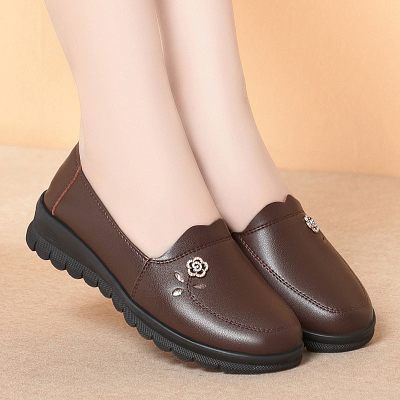 Damen Elegante Slipper mit floralem Schmuckdetail und rutschfester Sohle EB
