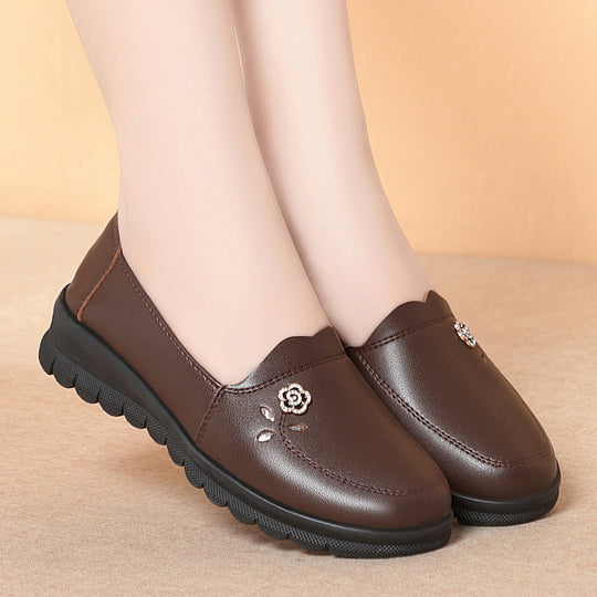 Damen Elegante Slipper mit floralem Schmuckdetail und rutschfester Sohle EB
