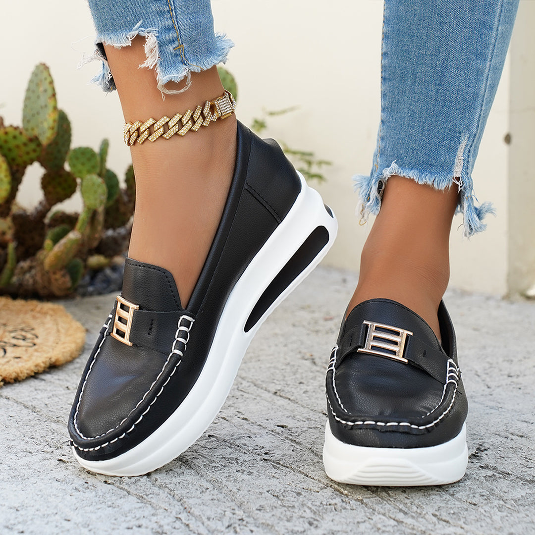 Damen Bequeme Slip-On Mokassins mit glänzenden Applikationen EB